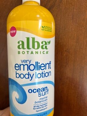 Alba Botanica Very Emollient Body Lotion - Ocean Surf